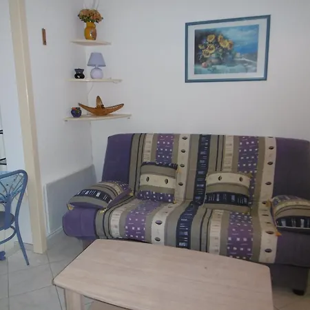**gruissan : T2 Cosy Avec Piscine, Parking Prive, Proche Et Commerces** - Fr-1-796-8 Apartmán